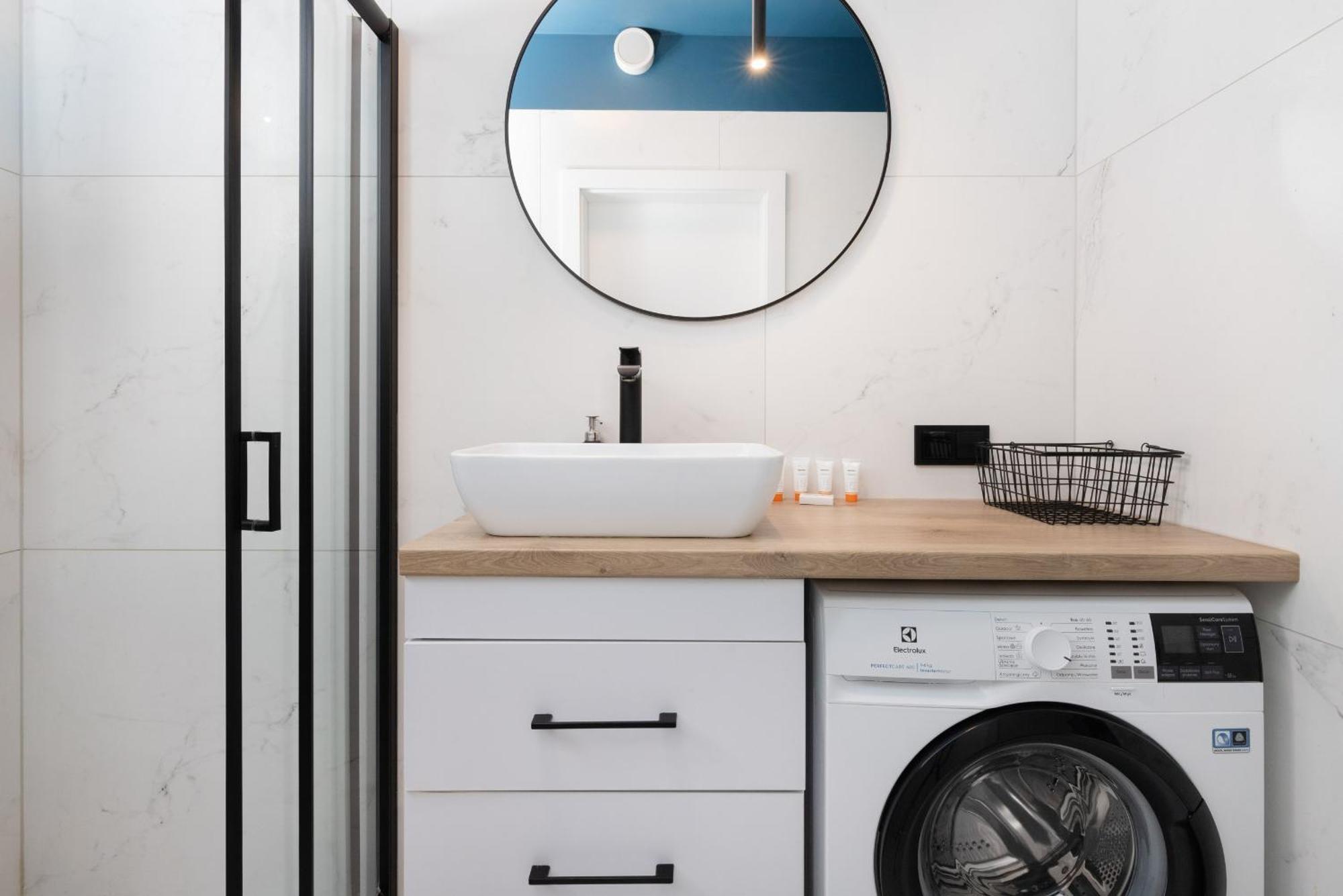 Studio Fahrenheit In Central Gdansk By Noclegi Renters Exteriör bild